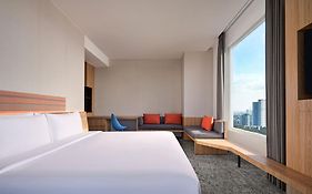 Aloft Jakarta tb Simatupang